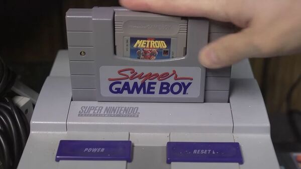 SNES con accesorio Super Game Boy